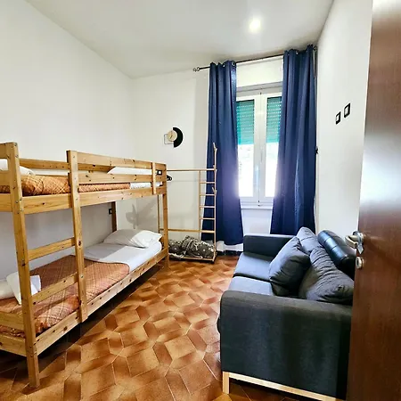 بيت للعطل The View