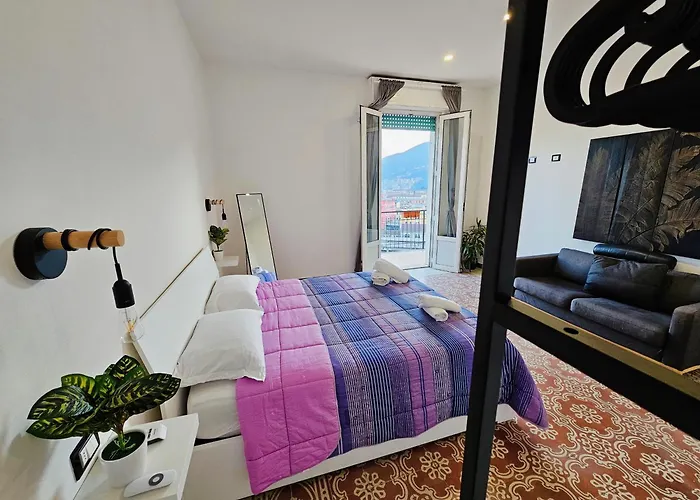 The View لا سبيتسْيا